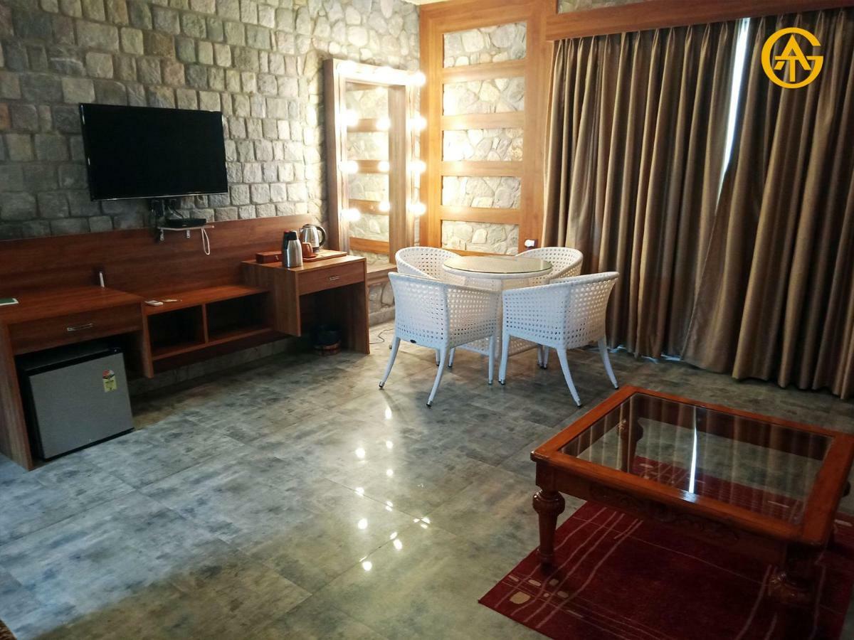 Tag Resorts The Banyan Retreat Rāmnagar Extérieur photo