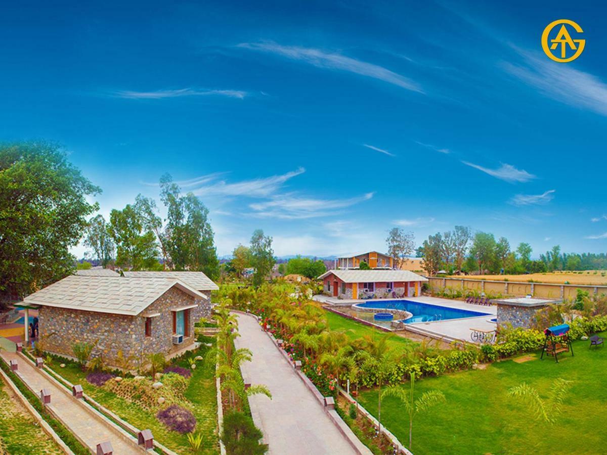 Tag Resorts The Banyan Retreat Rāmnagar Extérieur photo